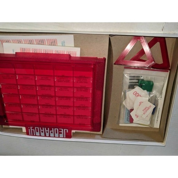 vintage 1986 Jeopardy Board Game Pressman 2nd Edition Alex Trebek Complete - Picture 7 of 12